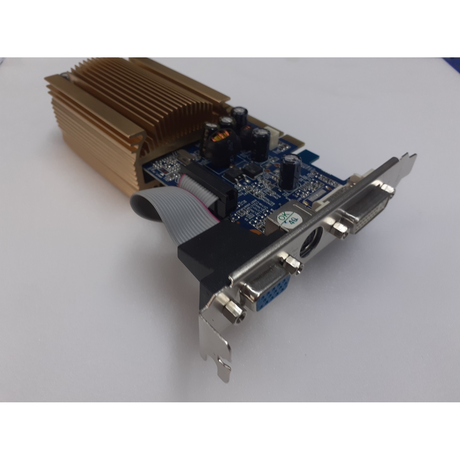 Placa video PC Galaxy GF 7200GS 256MB 64bit DDR2 PCI-E DVI VGA S-Video